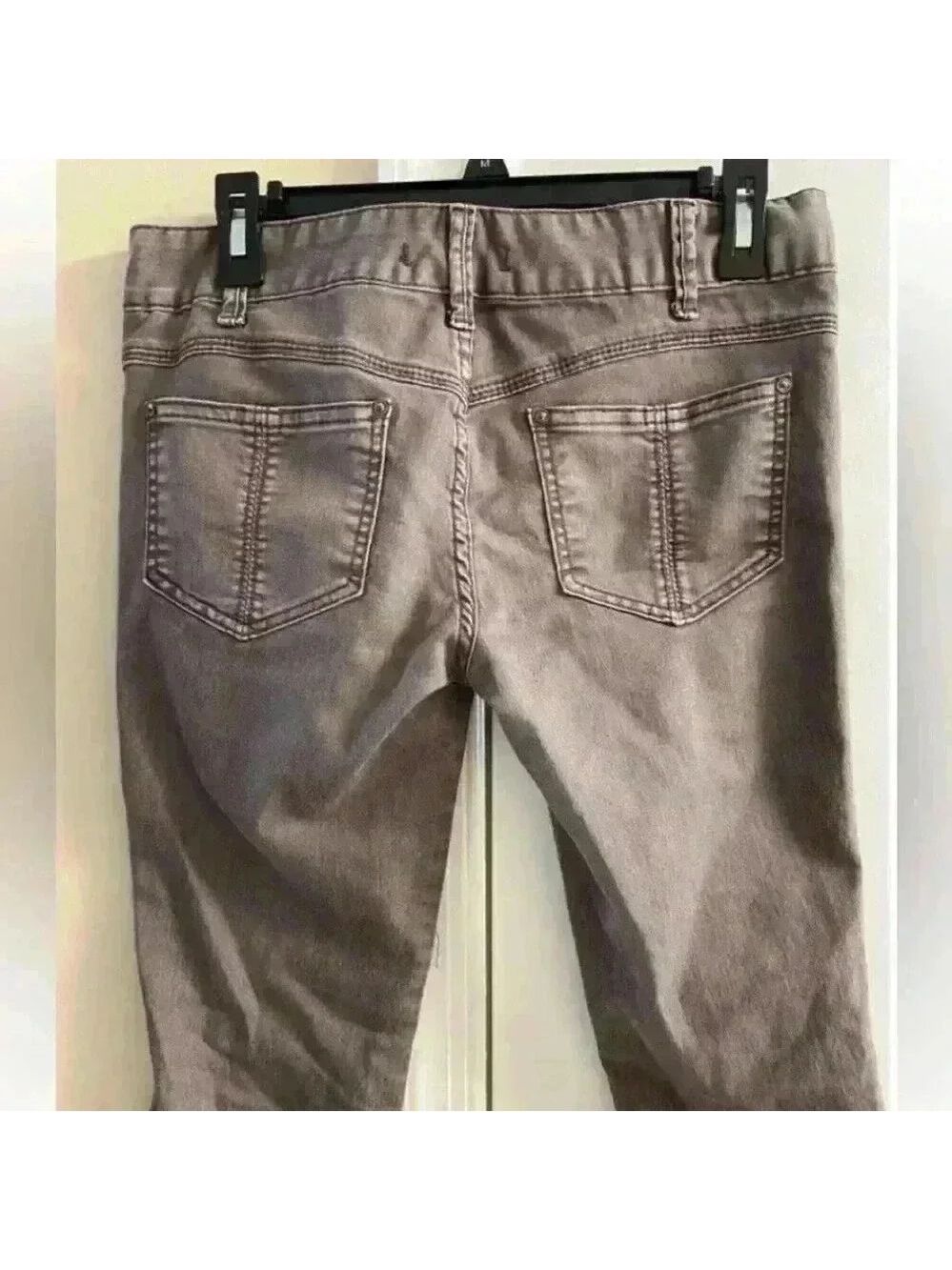 Free people light brown‎ skinny stretchy jeans in excellent condition. Sz 27 - Picture 3 of 5
